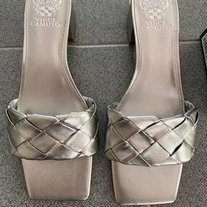 Vince Camuto size 9 silver sandals